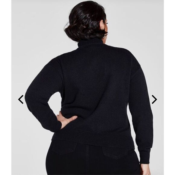 Fashion to Figure Demi Chain Detail Pullover Turtle Neck Sweater Black Cutout Pl - Picture 7 of 7